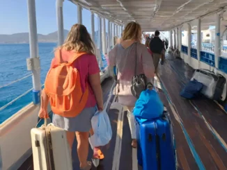 Astuces pour économiser sur les trajets en ferry dans les Cyclades : Comment réduire les coûts lors de votre séjour estival ?