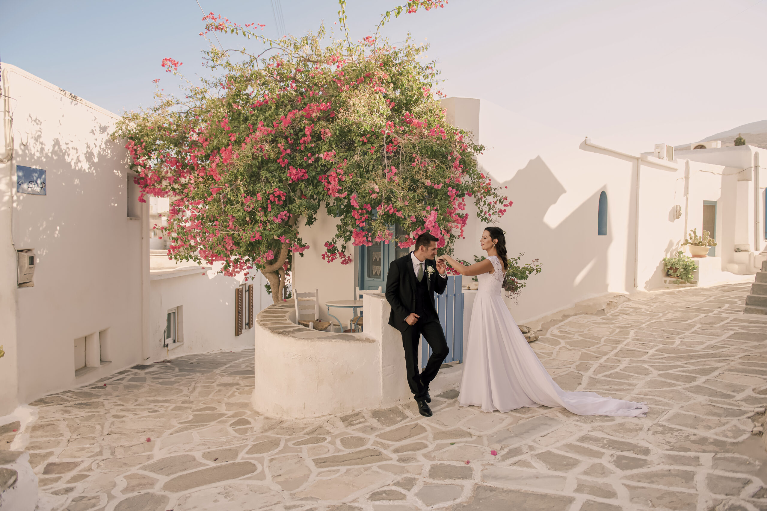 Demande en mariage à Paros photographiée par Matteo